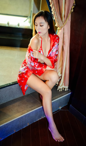 药屋少女的呢喃